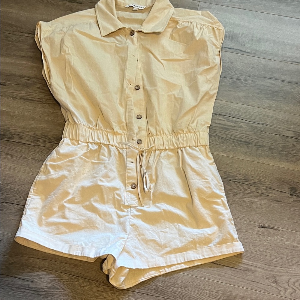 Celebrity Pink Light Cream Button-Front Tie-Waist Romper